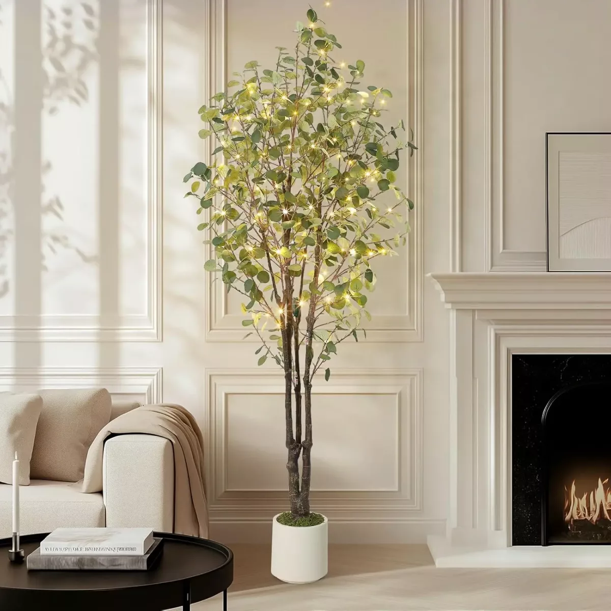Eucalyptus artificiel lumineux en pot blanc
